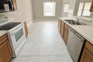 613 Countryside Dr, Aubrey, TX 76227 - Photo 10