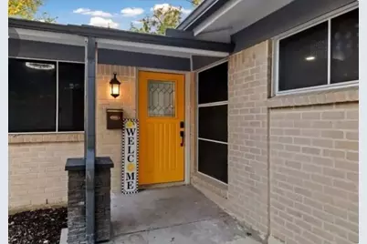 2847 W Rochelle Road, Irving, TX 75062 - Photo 1