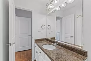 122 Barrington Ln, Lewisville, TX 75067 - Photo 20