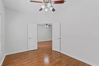 122 Barrington Lane, Lewisville, TX 75067 - Photo 16