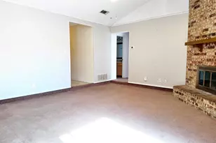 6432 Grasshopper Dr, Watauga, TX 76148 - Photo 2