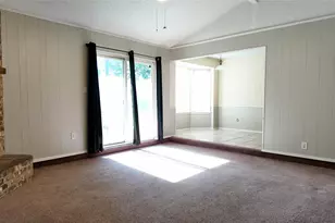 6432 Grasshopper Dr, Watauga, TX 76148 - Photo 4