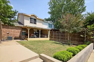 1153 College St, Grand Prairie, TX 75050 - Photo 28
