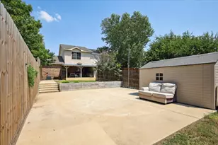 1153 College St, Grand Prairie, TX 75050 - Photo 26