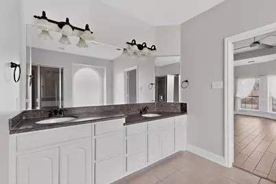 13725 Alterna Drive, Fort Worth, TX 76052 - Photo 16