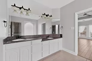 13725 Alterna Dr, Fort Worth, TX 76052 - Photo 16