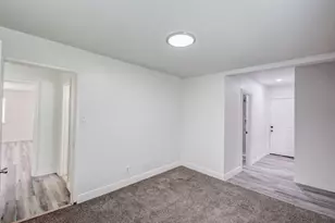 2306 Clover Ridge Dr, Dallas, TX 75216 - Photo 12