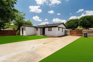 2306 Clover Ridge Dr, Dallas, TX 75216 - Photo 22