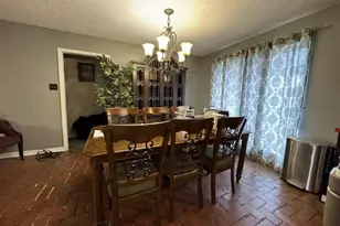 690 Sommerfeld Dr, Waco, TX 76705 - Photo 6