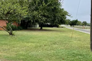 711 Denver St, Alvord, TX 76225 - Photo 18