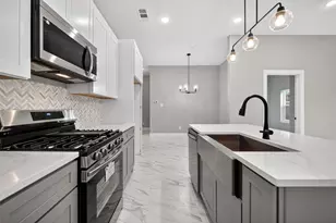 2366 Usman Dr, Irving, TX 75062 - Photo 12