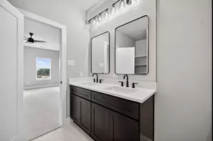 2366 Usman Dr, Irving, TX 75062 - Photo 30