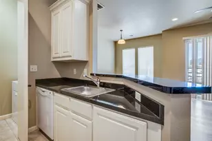 713 Grainger St, Fort Worth, TX 76104 - Photo 4