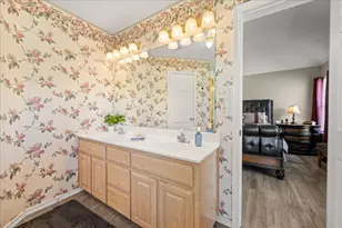 697 Co Rd 1304, Bridgeport, TX 76426 - Photo 28