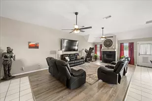 697 Co Rd 1304, Bridgeport, TX 76426 - Photo 8