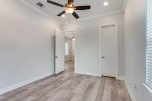 713 Grainger St, Fort Worth, TX 76104 - Photo 10