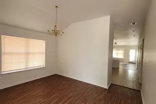 825 Stafford Station Dr, Saginaw, TX 76131 - Photo 4