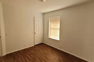 825 Stafford Station Dr, Saginaw, TX 76131 - Photo 14