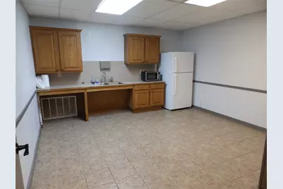 2005 Tile Factory Road, Palestine, TX 75801 - Photo 18