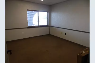 2005 Tile Factory Road, Palestine, TX 75801 - Photo 32