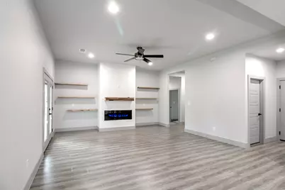 1015 Holiday Drive, Sherman, TX 75090 - Photo 6