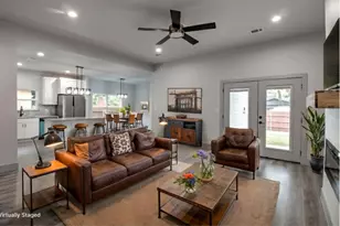 1015 Holiday Dr, Sherman, TX 75090 - Photo 8