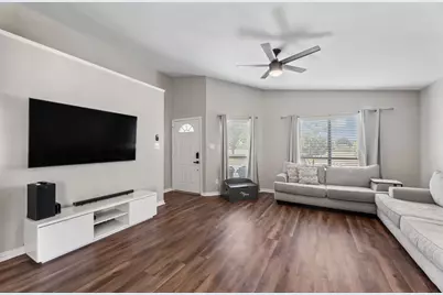 4212 N Staghorn Circle, Fort Worth, TX 76137 - Photo 4