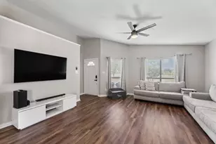 4212 N Staghorn Circle, Fort Worth, TX 76137 - Photo 4