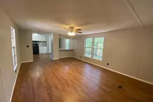 1058 E Owings St, Denison, TX 75021 - Photo 2