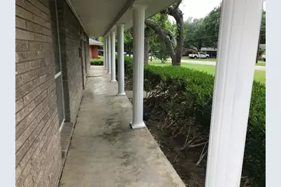 212 Barry Lane, Lancaster, TX 75146 - Photo 2