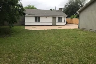 212 Barry Ln, Lancaster, TX 75146 - Photo 4