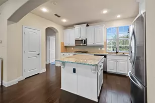 7315 Venice Dr, Grand Prairie, TX 75054 - Photo 14