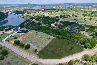1000 Bluff Creek Drive, Strawn, TX 76475 - Photo 4
