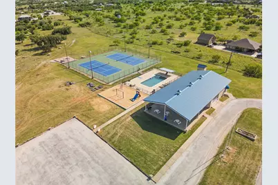 1000 Bluff Creek Drive, Strawn, TX 76475 - Photo 16