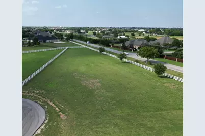 12916 Whisper Willows Court, Fort Worth, TX 76052 - Photo 4