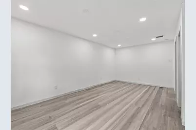 326 Bluebonnet Trail, Garland, TX 75043 - Photo 10