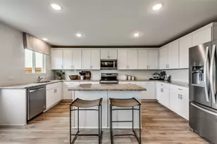 16032 Isles Dr, Fort Worth, TX 76052 - Photo 8