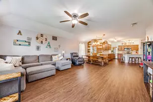 1011 Riverstone Trl, Princeton, TX 75407 - Photo 6