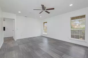 905 Eagle Dr, DeSoto, TX 75115 - Photo 10