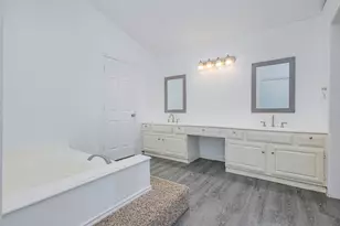 905 Eagle Dr, DeSoto, TX 75115 - Photo 22