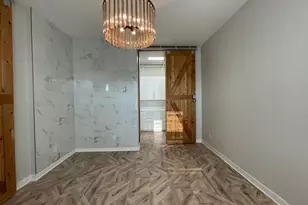 622 Hemphill St, Fort Worth, TX 76104 - Photo 10