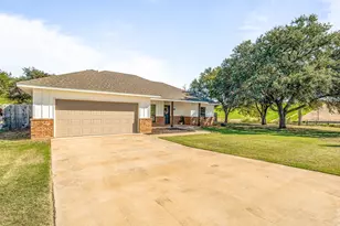 1501 Johnson Rd, Iowa Park, TX 76367 - Photo 4