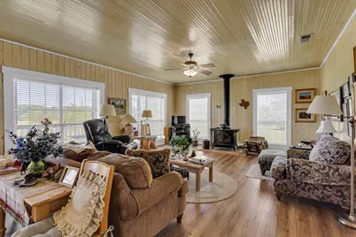 1476 County Road 2130, Telephone, TX 75488 - Photo 22