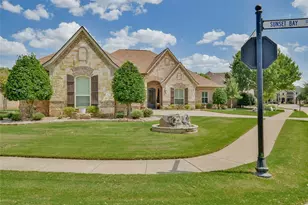 1501 Chelsea Bay Ct, Granbury, TX 76048 - Photo 2