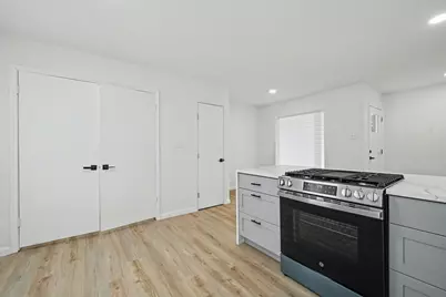 11446 Lippitt Avenue, Dallas, TX 75218 - Photo 10