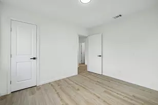 11446 Lippitt Ave, Dallas, TX 75218 - Photo 22