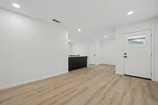 11446 Lippitt Ave, Dallas, TX 75218 - Photo 16