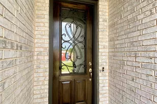 400 Devonshire Dr, Greenville, TX 75401 - Photo 4