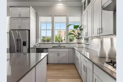 663 Baugh Drive, Irving, TX 75039 - Photo 4