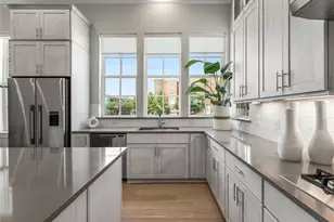 663 Baugh Dr, Irving, TX 75039 - Photo 4